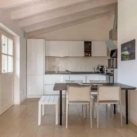 Penthouse Charme Garda Apartmán Garda (Verona)