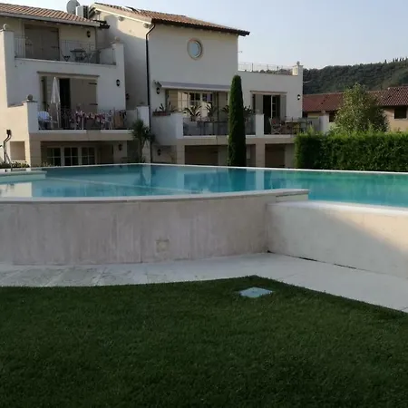 Apartmán Penthouse Charme Garda *