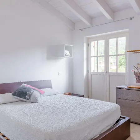 Penthouse Charme Garda Apartmán *